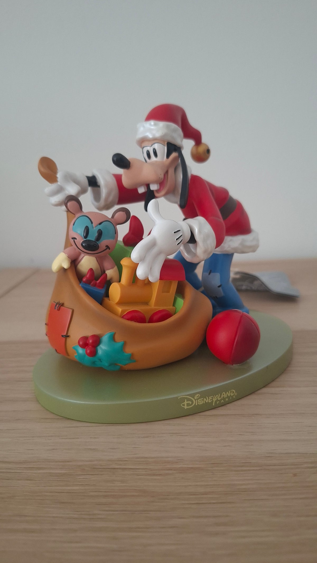 Figurine Dingo Noel
