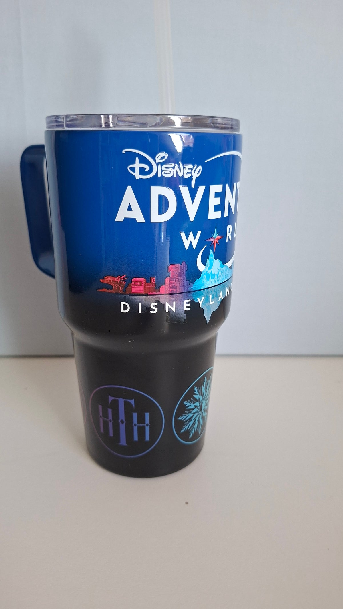 Adventure World insulated mug